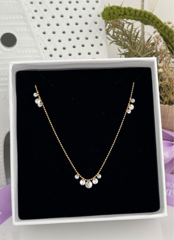 Crystal Dangle Necklace