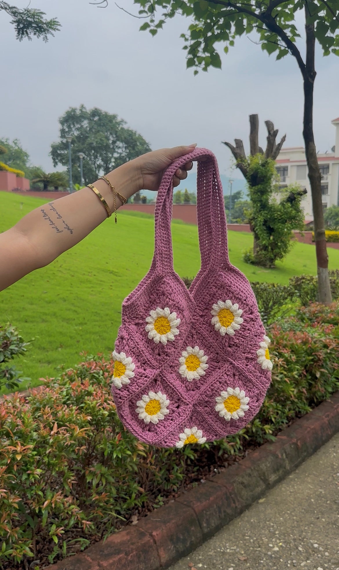 Mauve garden bag