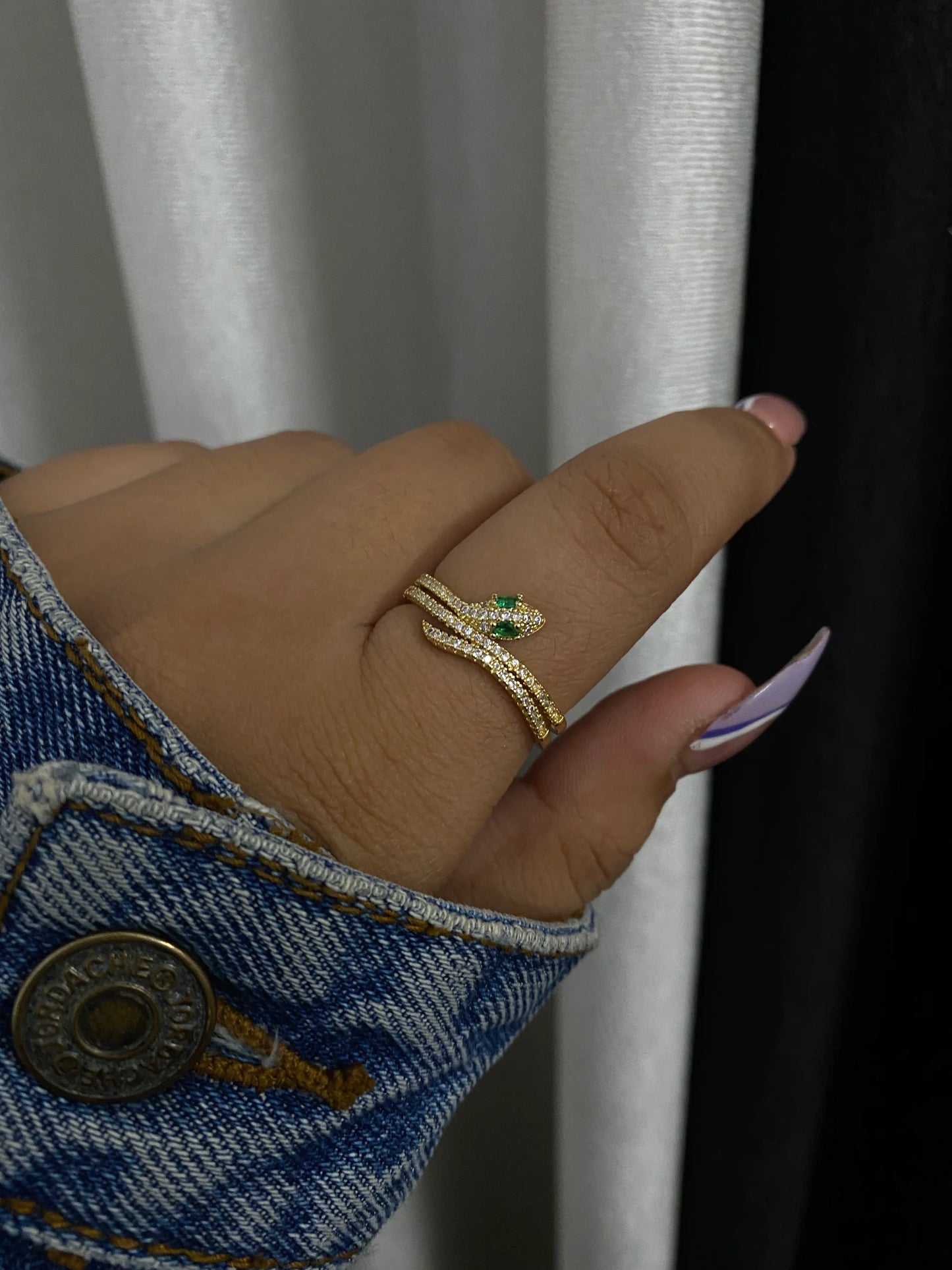 Emerald Serpent Ring