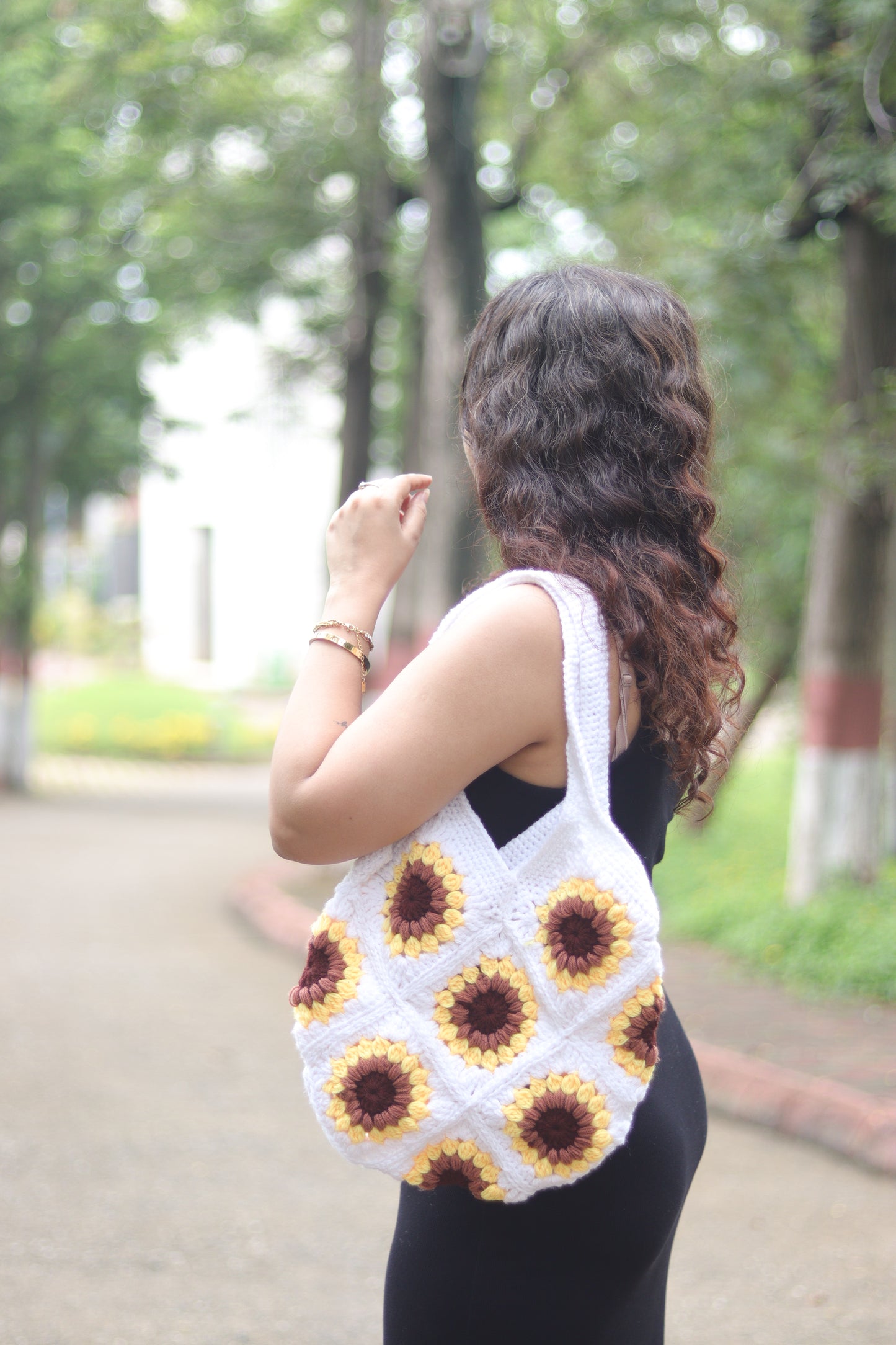 Sunflower fields tote bag