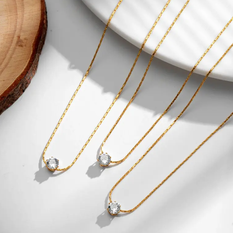 Dainty Solitare Necklace