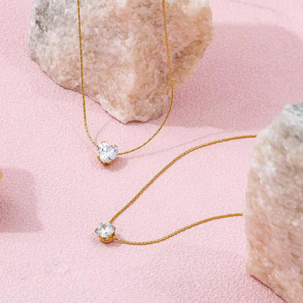 Dainty Solitare Necklace