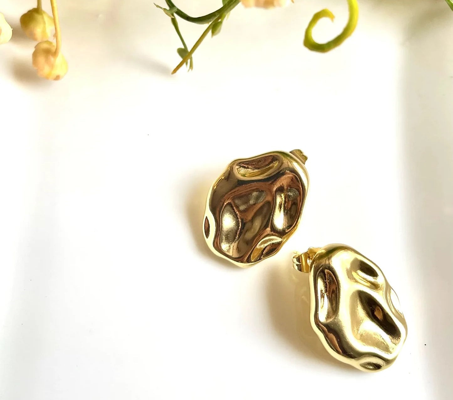 Zoya Earring