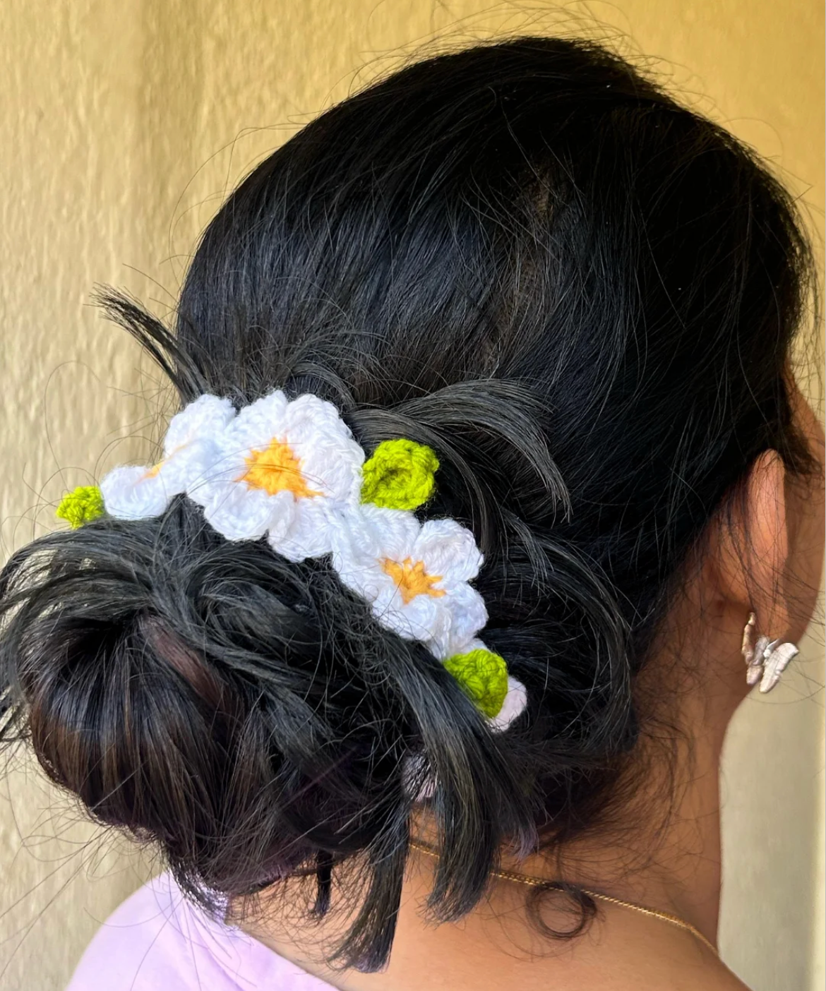 Daisy Bun Tie