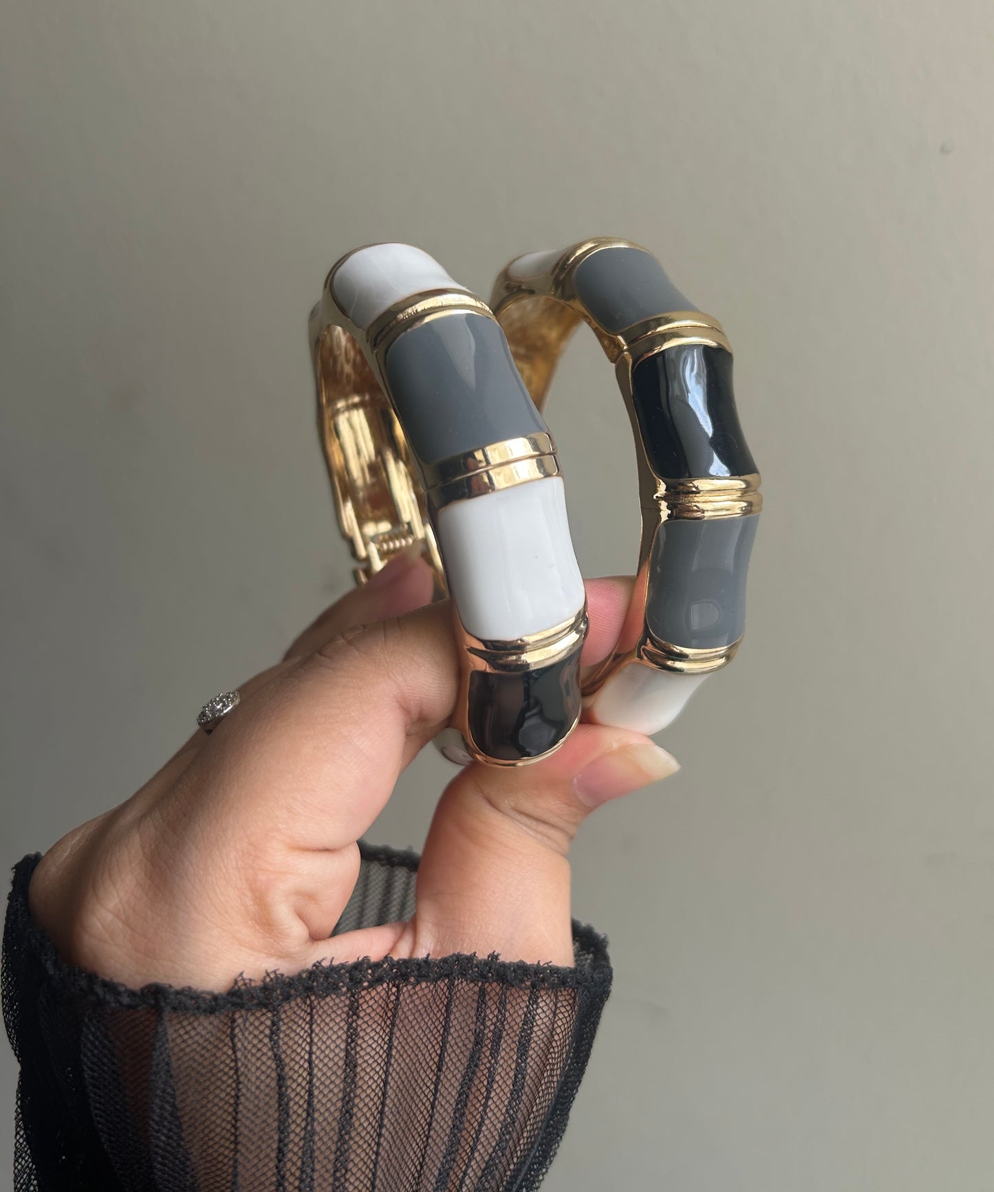 Classic Baddie Cuff (Pack of 1)