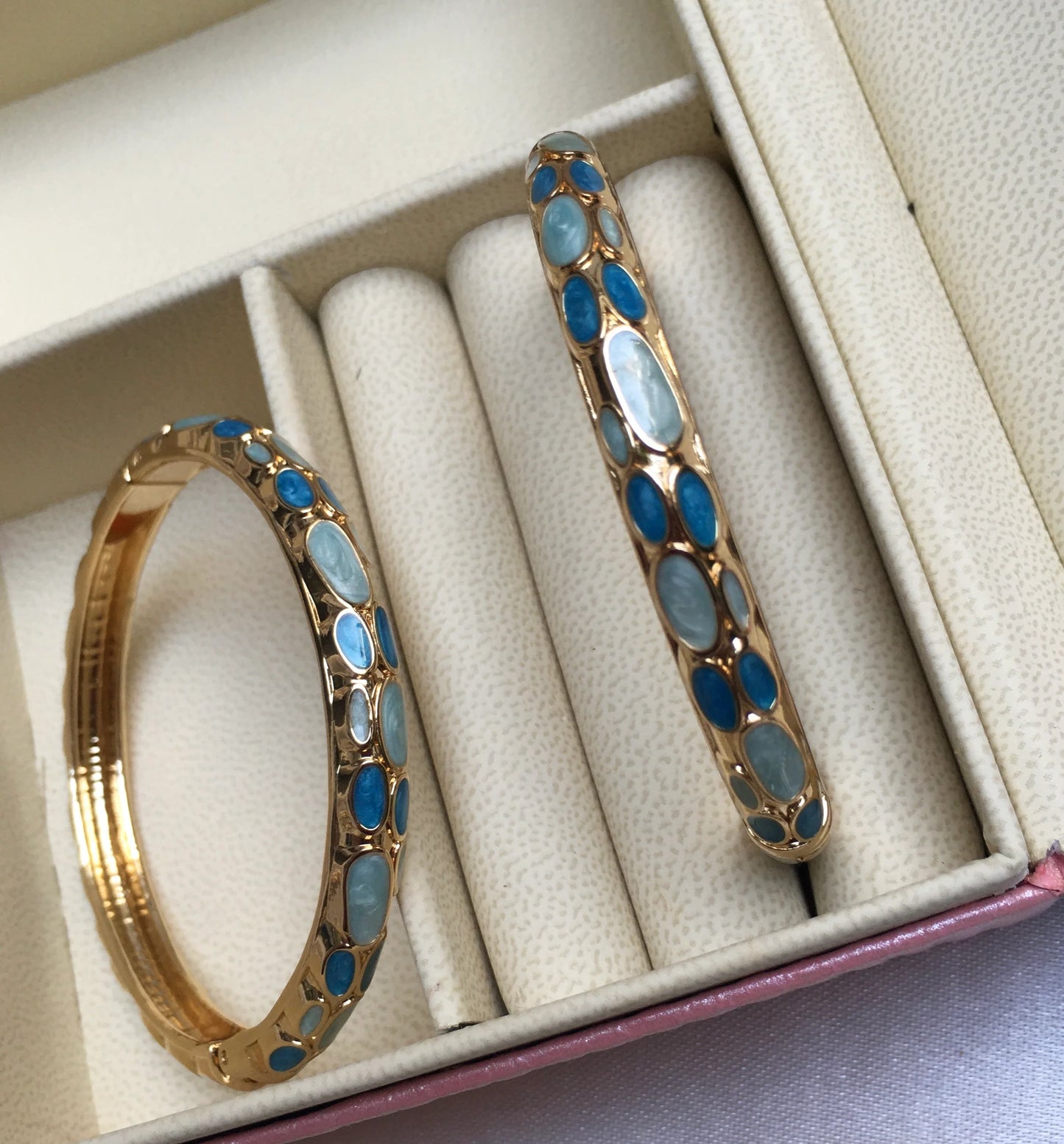 Blue Vintage Bangle(each bangle)