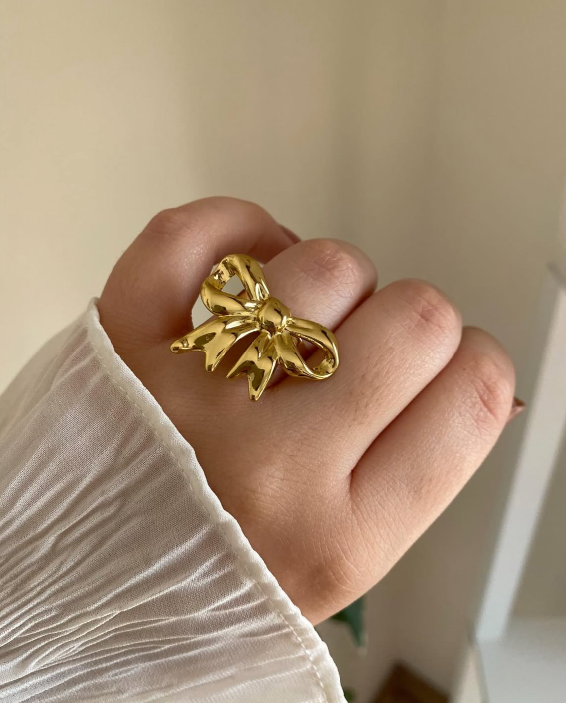 Sugar Bow Ring