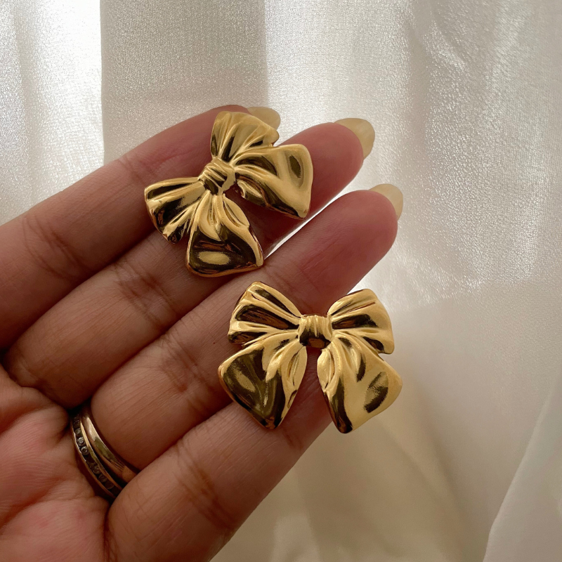 Chic Bow Studds