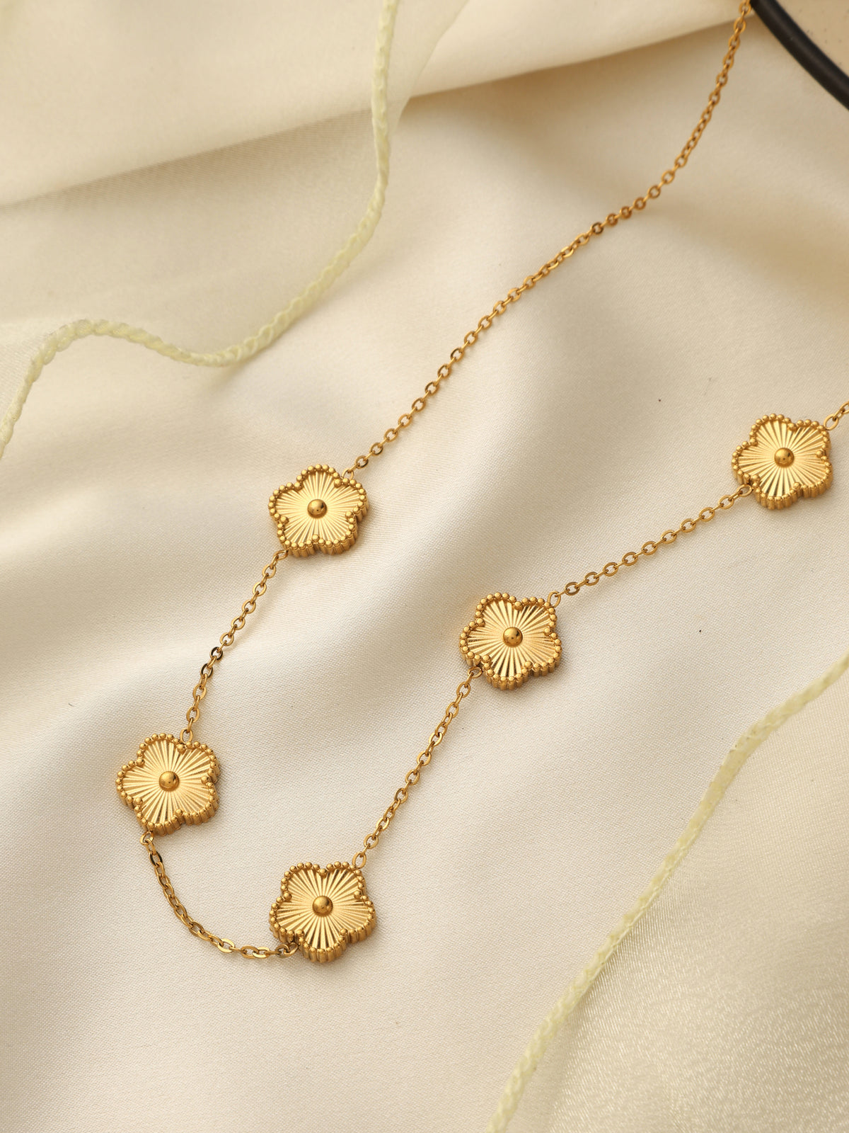 Meher Clover Necklace
