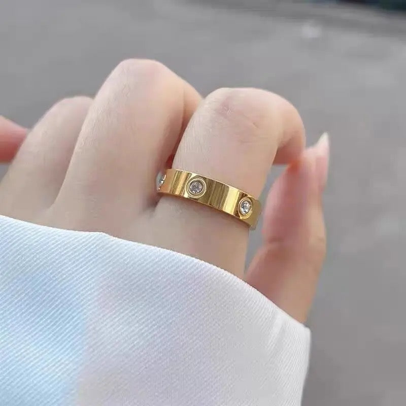 Bolt Classic Ring