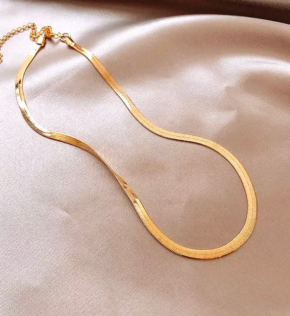 Serena Snake Chain Necklace