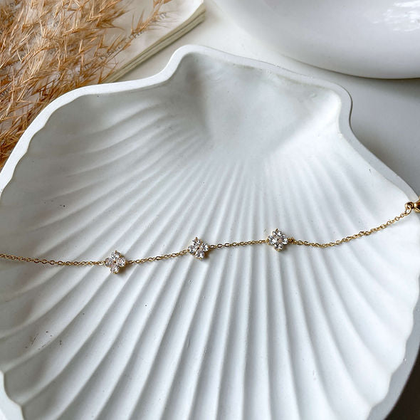 Luxe Petal Chain Bracelet