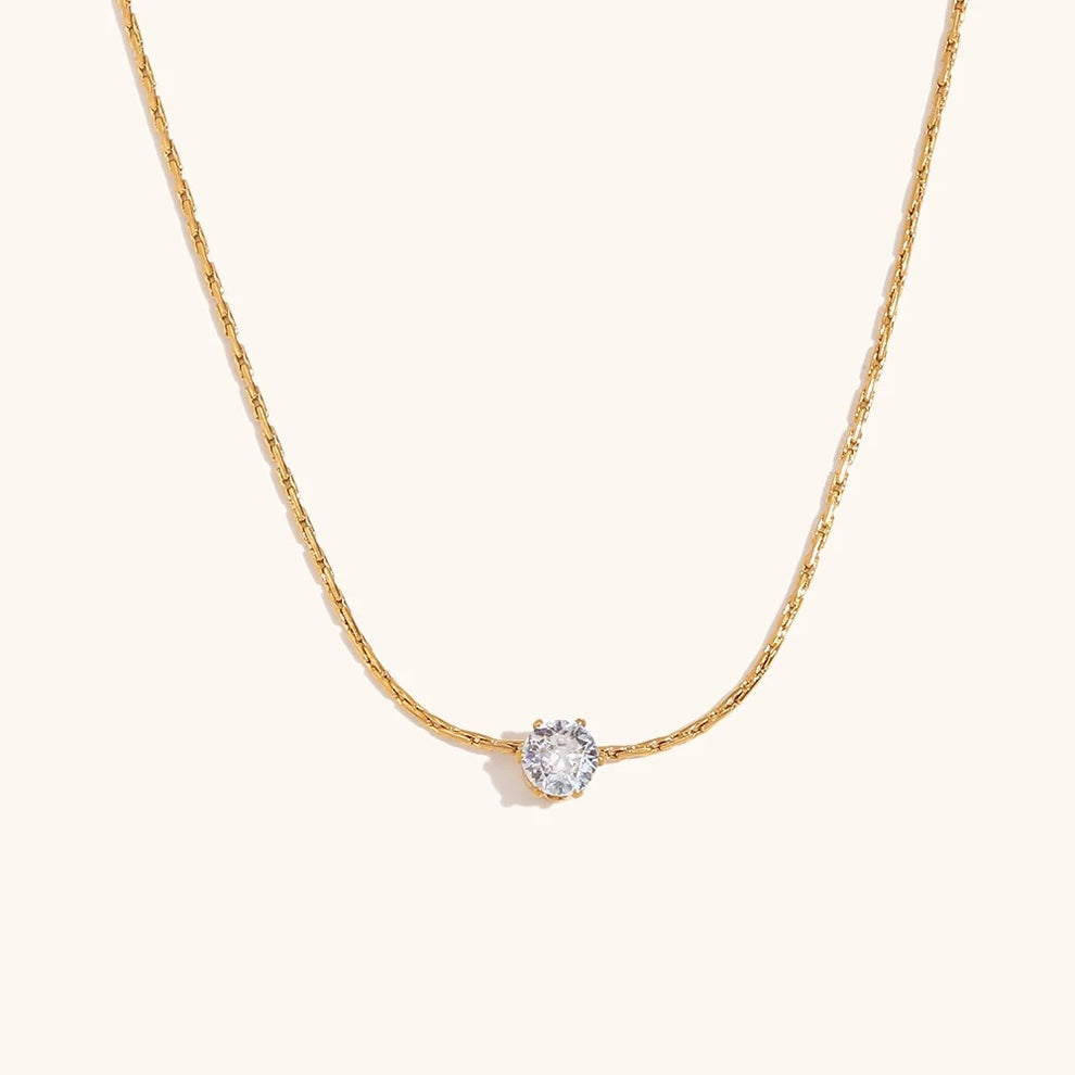 Dainty Solitare Necklace