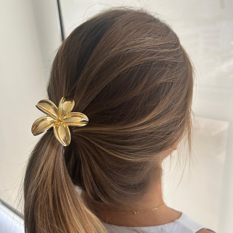 Daisy gold plated pony cuff