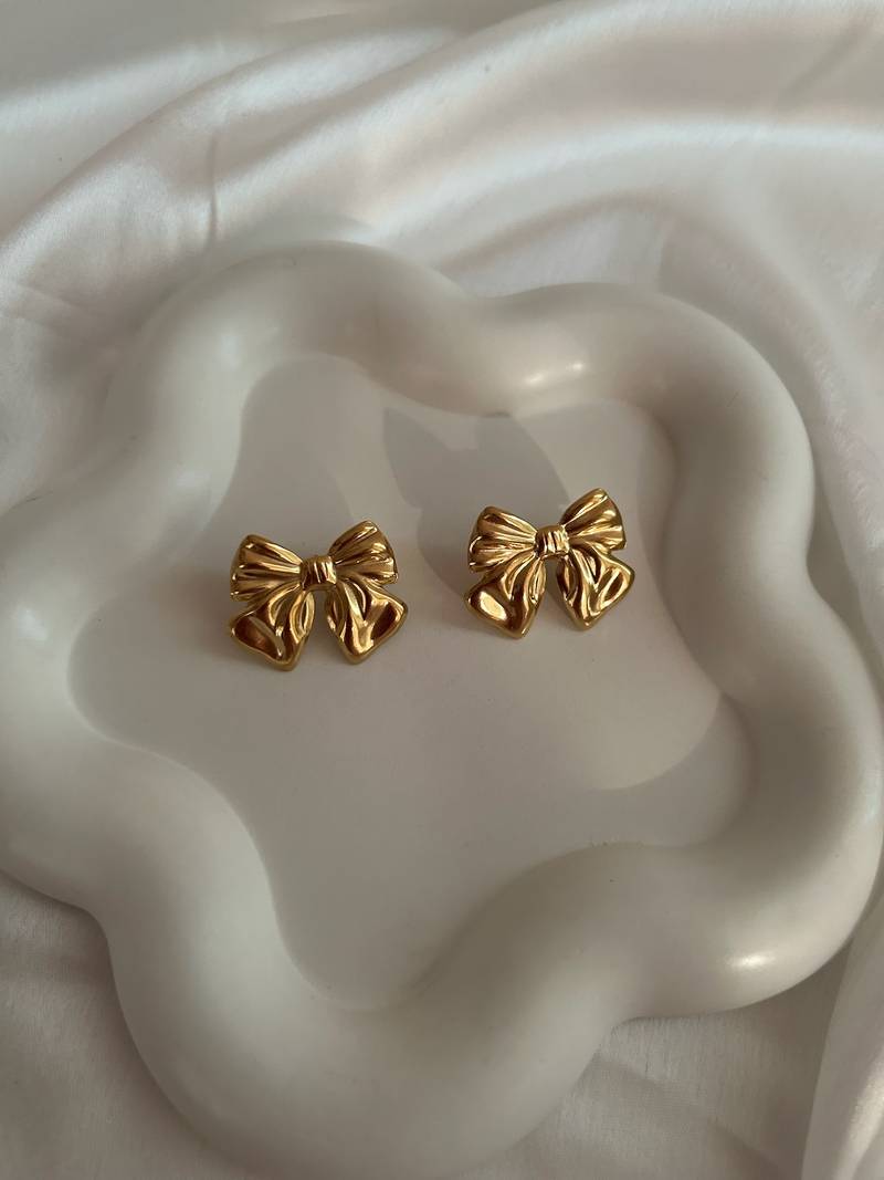 Chic Bow Studds