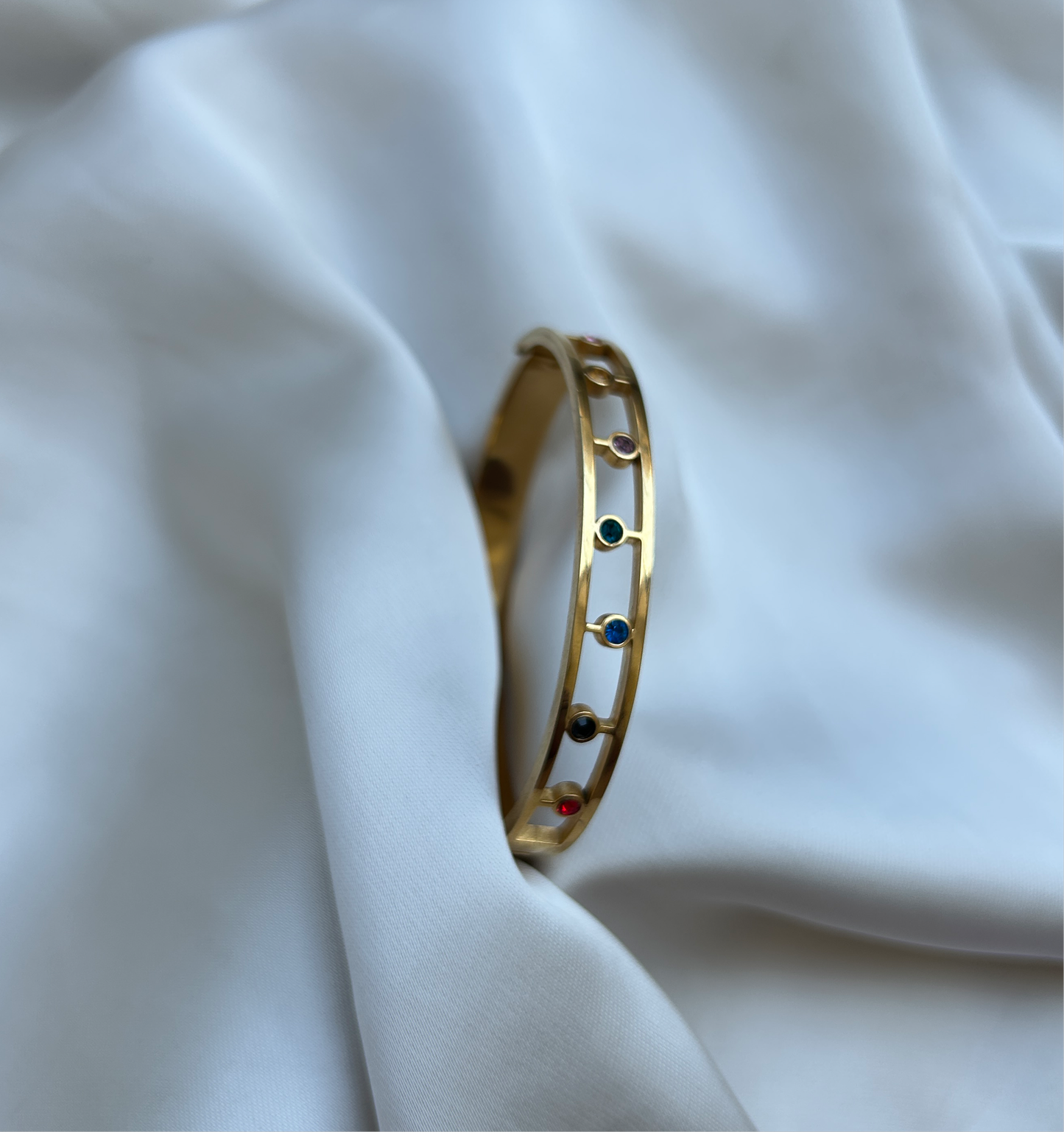 Noorani Bangle Bracelet
