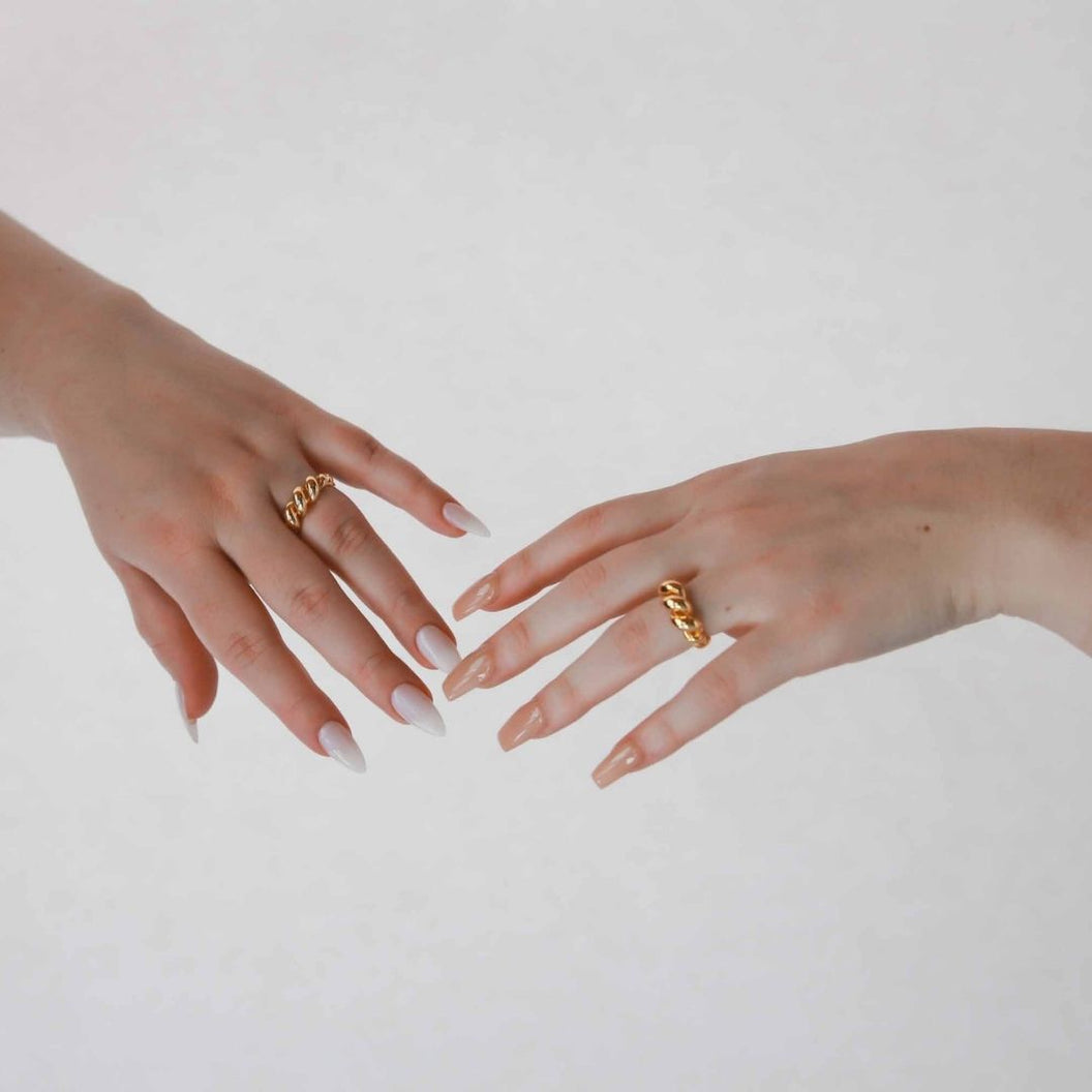Buttergold Swirl Ring