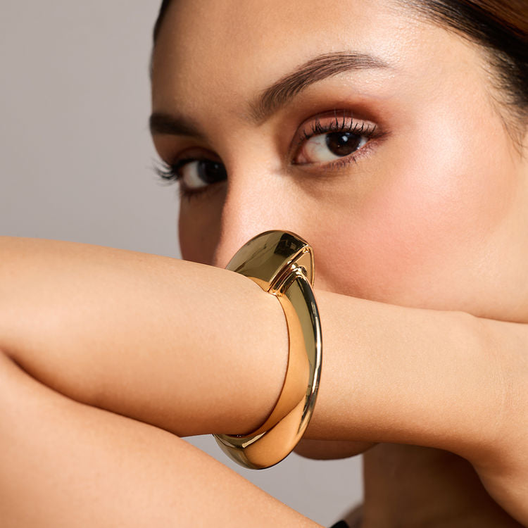 Vherni Hinge Cuff Bangle