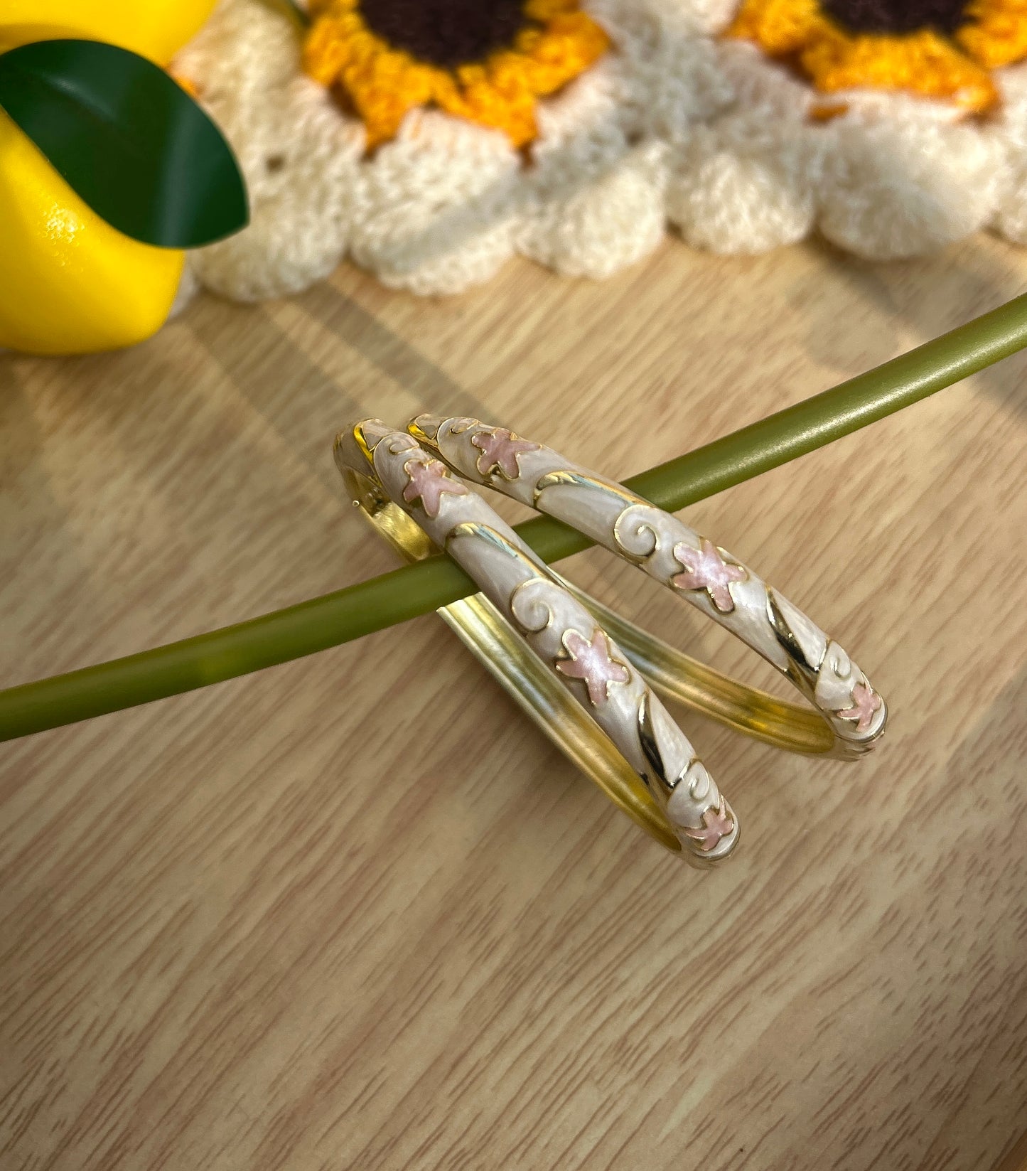 White & Pink floral Vintage Bangle (each bangle)