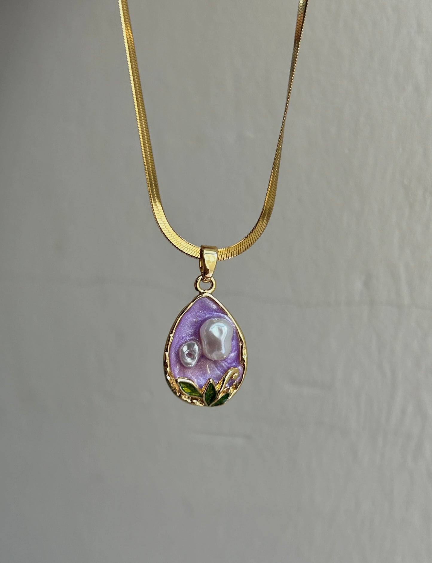 Lavender Lustre Necklace