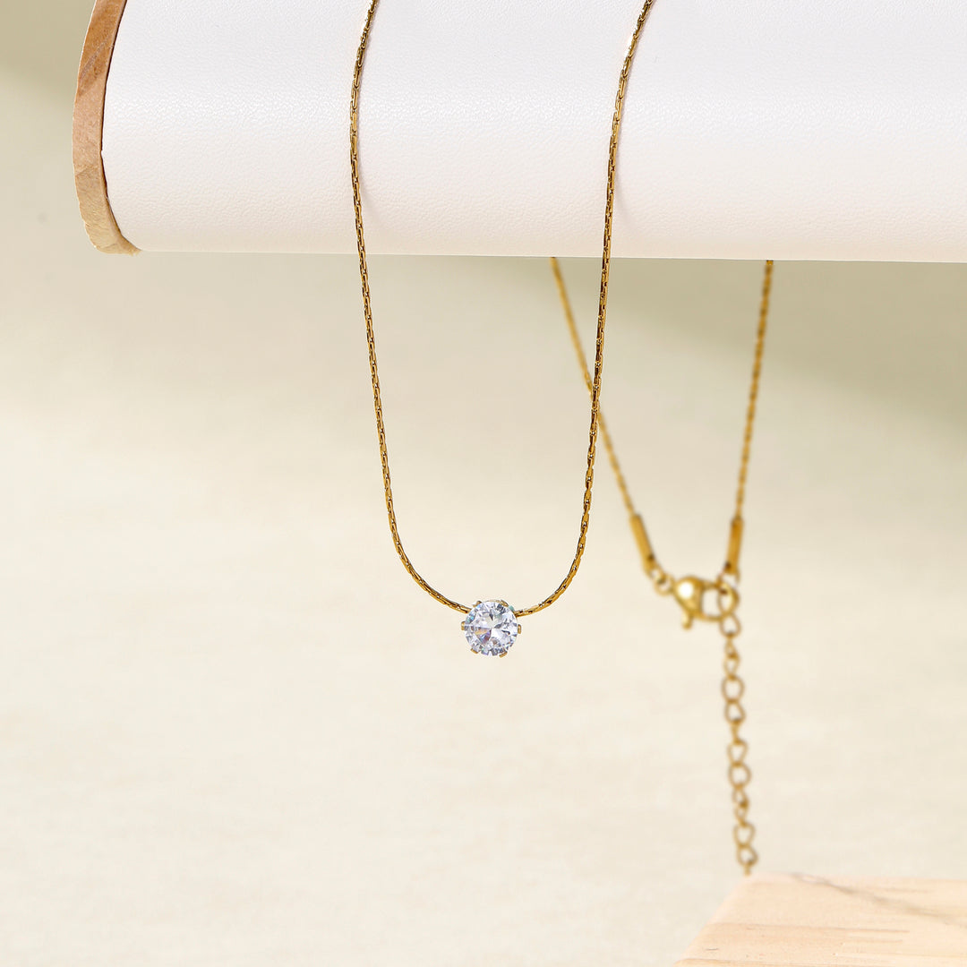 Dainty Solitare Necklace