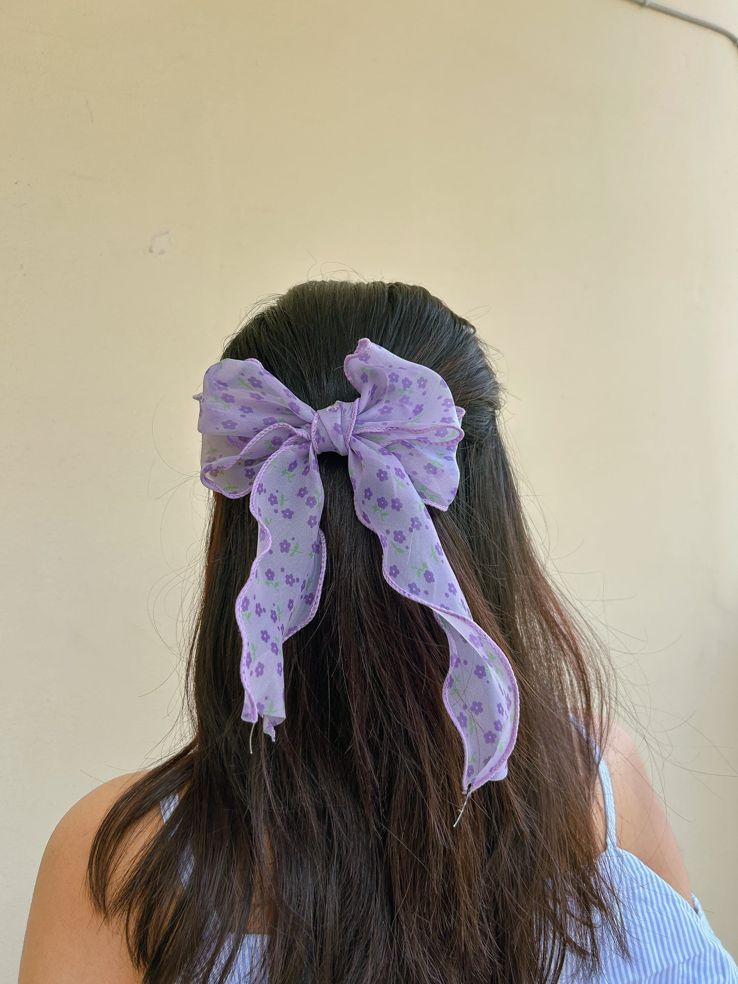 Fairy core bow tail clip