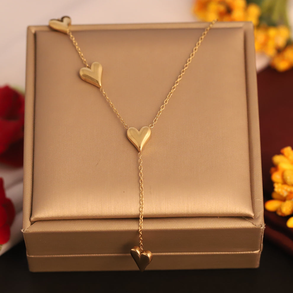 Lover’s Thread Necklace