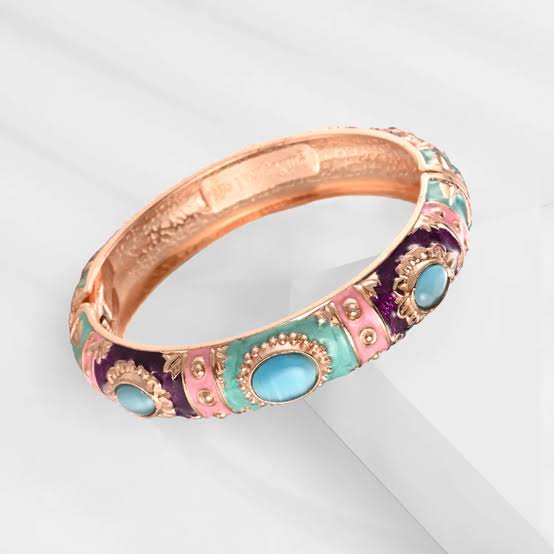Boho Vintage Bangle (Pack of 1)
