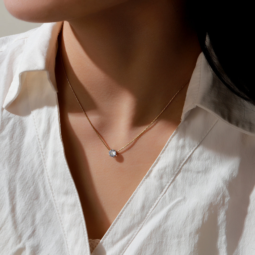 Dainty Solitare Necklace