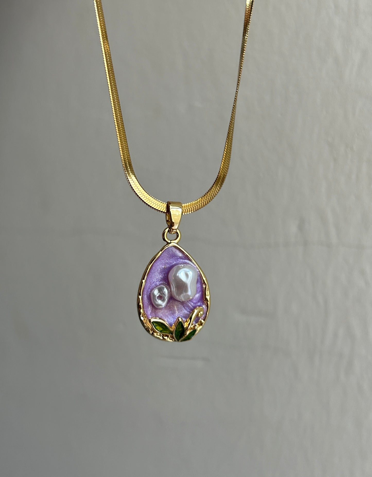 Lavender Lustre Necklace