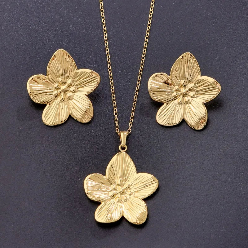 Daisy necklace gift set