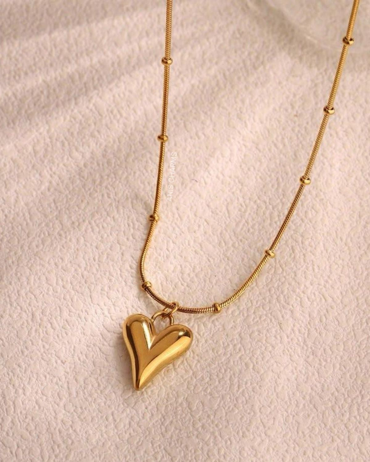 Seren Heart Pendant Necklace