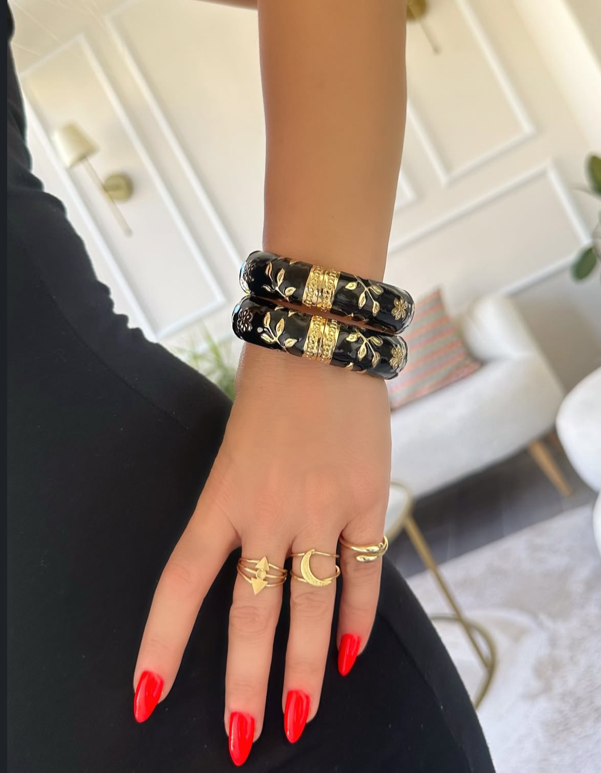 Noir Rose Cuff