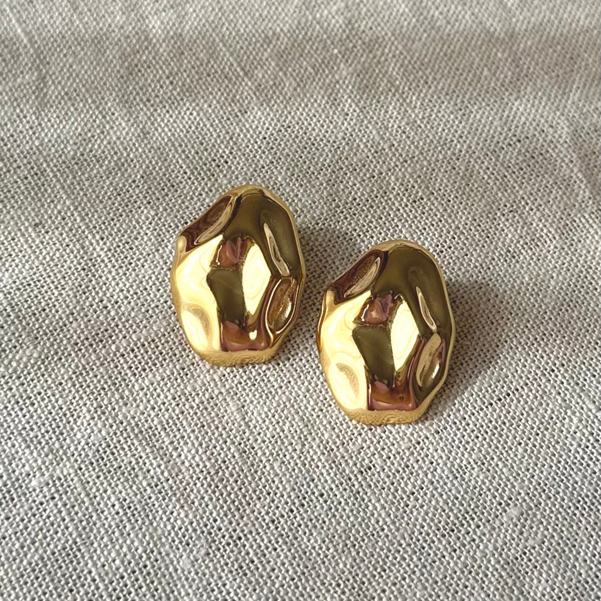 Zoya Earring