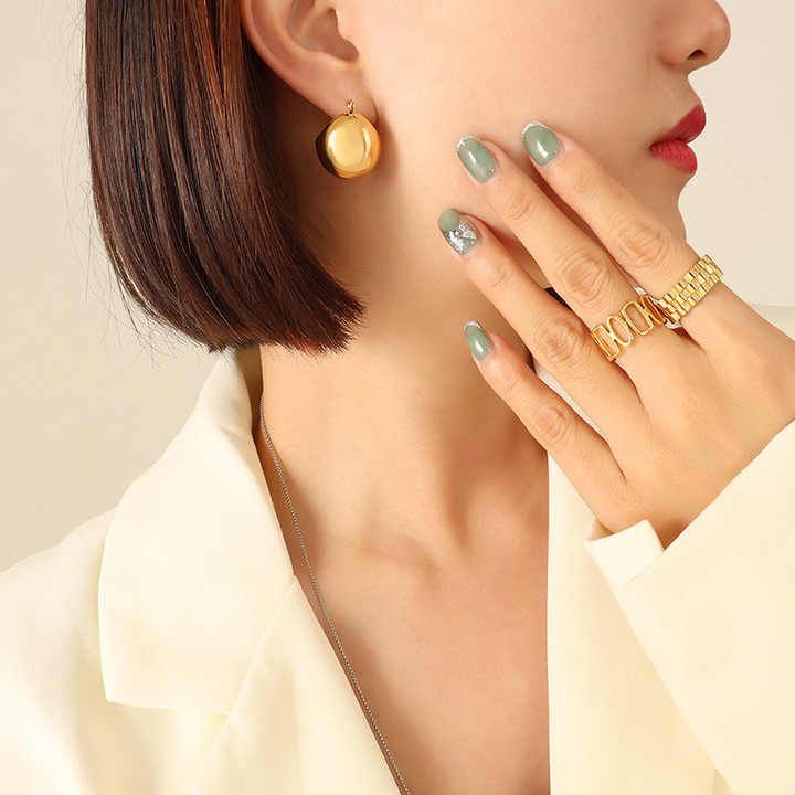 Naila Earrings