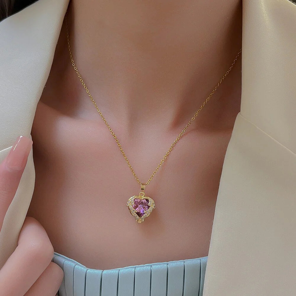 Titanic- Heart of Ocean Necklace
