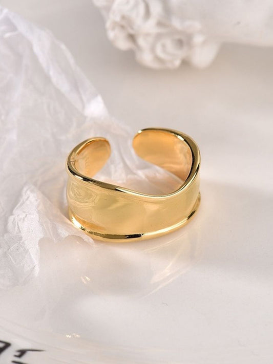 Gloss Boss Adjustable Ring