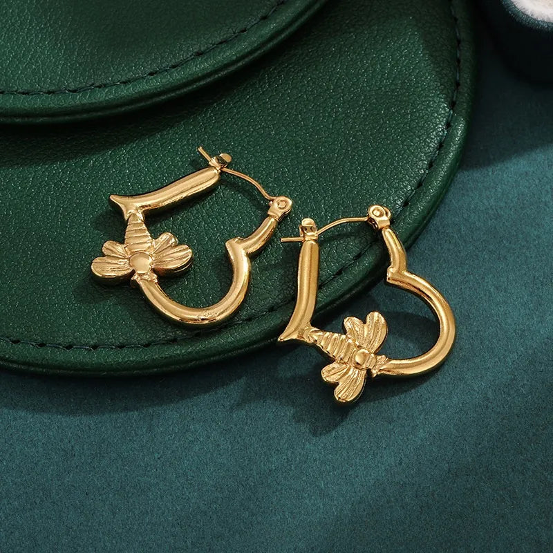 Heart bee hoop earring