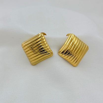 Luxe Linear Earring
