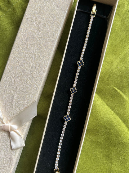 Evelyn Clover Tennis Bracelet