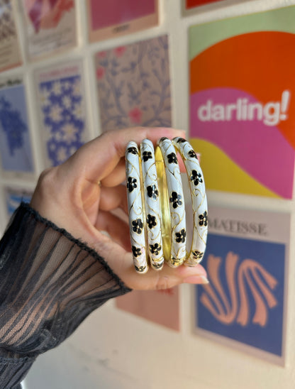 White & black flower vintage bangle ( each bangle)