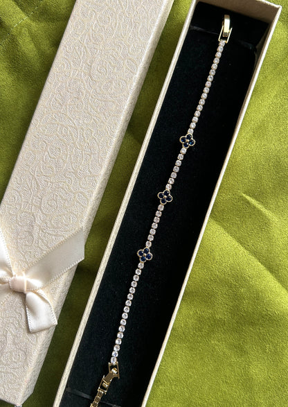 Evelyn Clover Tennis Bracelet