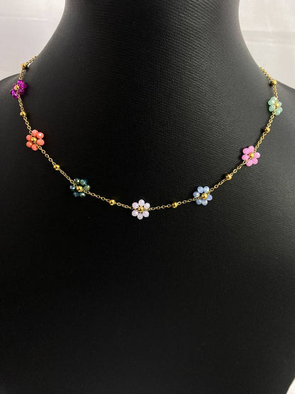 Multicolor floral Necklace