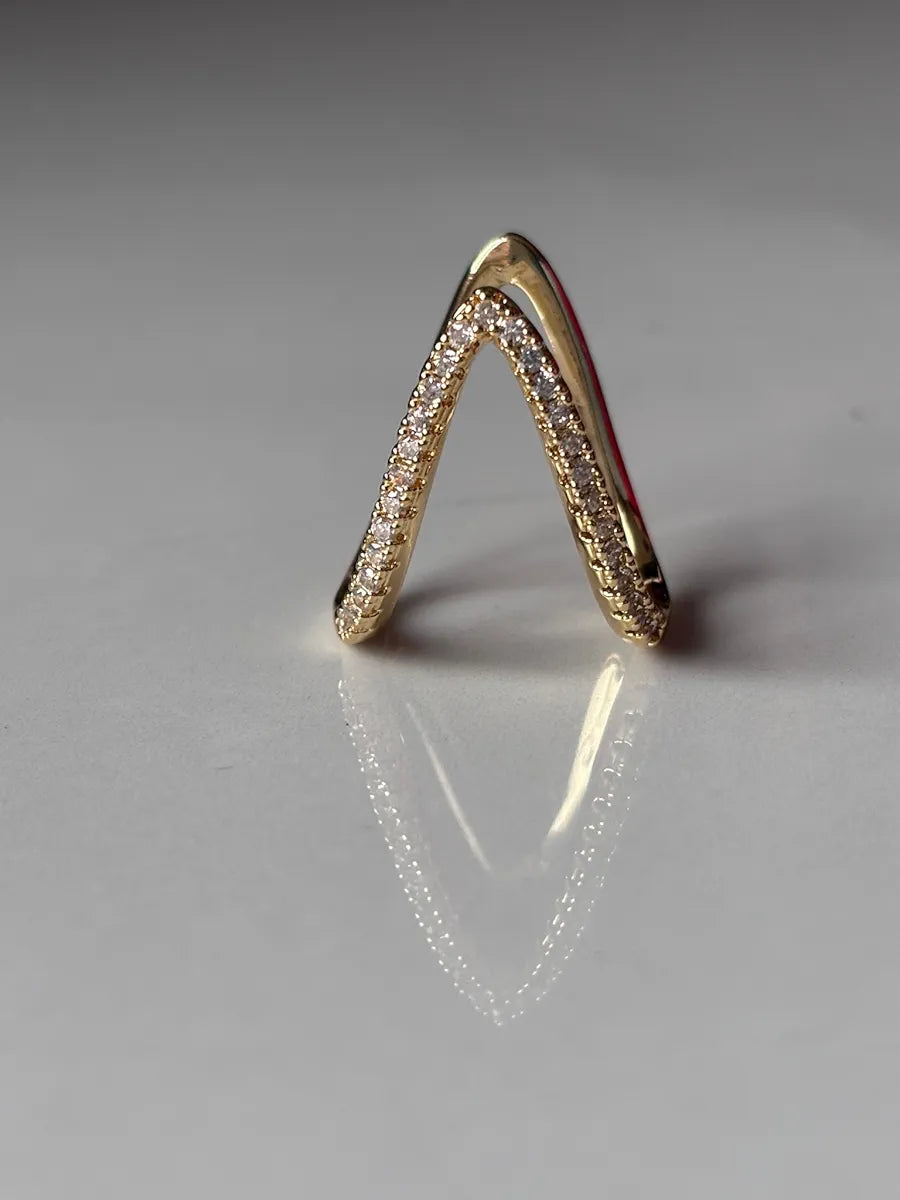 Luxe Reversible V-Shape Ring