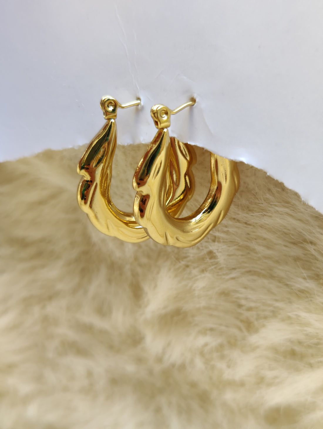 Rhea Twisted U Hoop Earrings