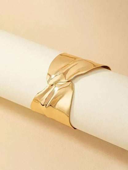 Priya - Twist Cuff Bracelet