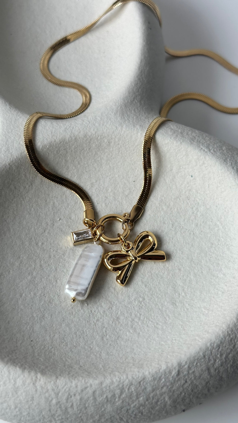 Bow Charm Necklace