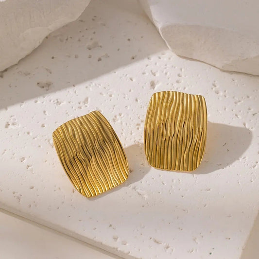 Dazzle Bar Earring