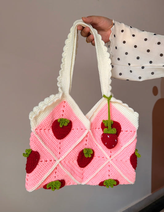 Berry Sweet Crochet Bag 🍓