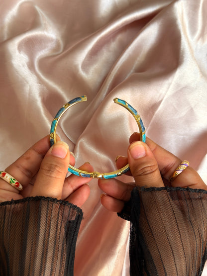 Blue Vintage Bangle (Pack of 1)